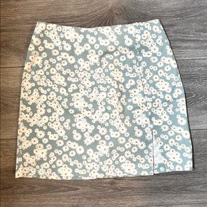 Mini floral skirt